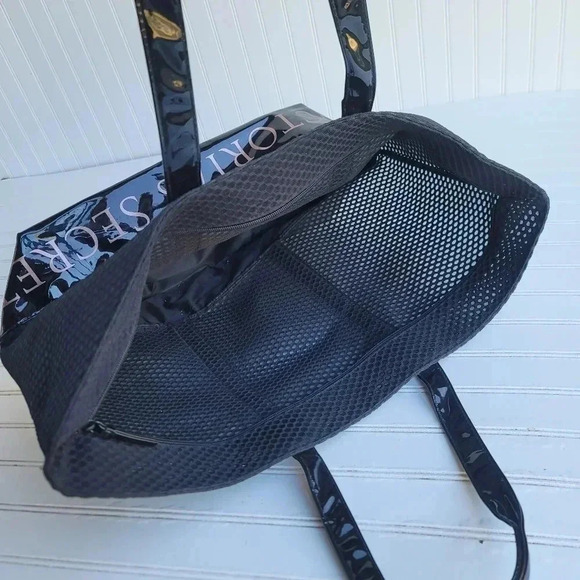 VICTORIA’S SECRET Spellout Mesh Weekender Tote Bag Summer Black Full Zip Close L - Picture 5 of 12